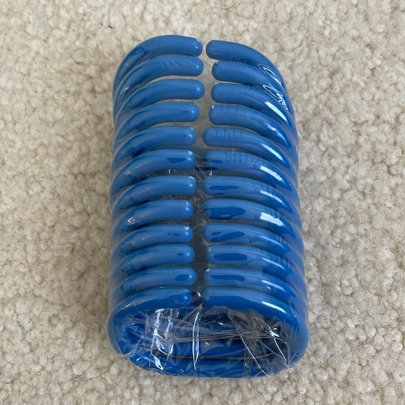 Shower Hooks- plastic blue colored - Picture 3 of 3